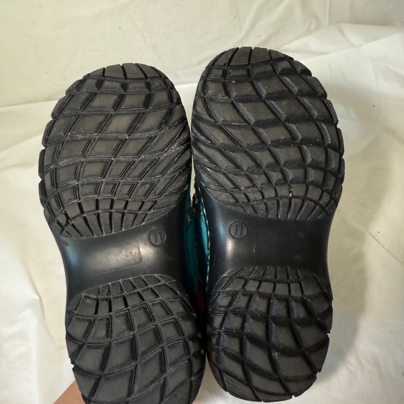 Double H Boots  kids Turquoise Leather Size 11 D Slide-On Clogs Shoes - Picture 5 of 11